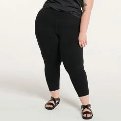 Plus Size FLX Affirmation High-Waisted Capri Leggings Dnu -FLX stop unnamed file 1288