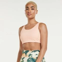 FLX Ascent Medium-Impact Sports Bra Leisure Beige 12 FLX Ascent Medium-Impact Sports Bra Leisure Beige -FLX stop unnamed file 2036