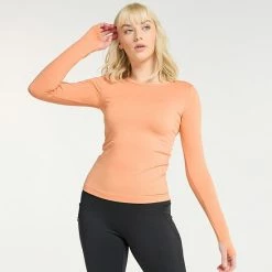 Women's FLX Balance Ribbed Crewneck Tee Sugar Berry 6 Women's FLX Balance Ribbed Crewneck Tee Sugar Berry -FLX stop unnamed file 319