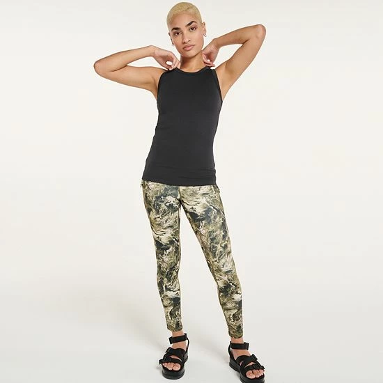 Women's FLX Balance Ribbed Fitted Tank Chic Burgundy 6 Women's FLX Balance Ribbed Fitted Tank Chic Burgundy - Image 4